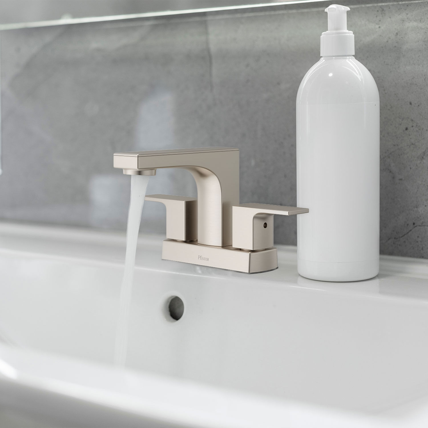 LLAVE PARA LAVAMANO DOBLE MANIJA SATIN ADMIRAL -PFISTER